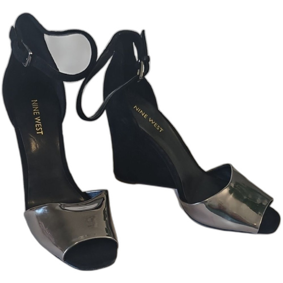 Nine West Black and Silver Stiletto Heels - Picture 10 of 13